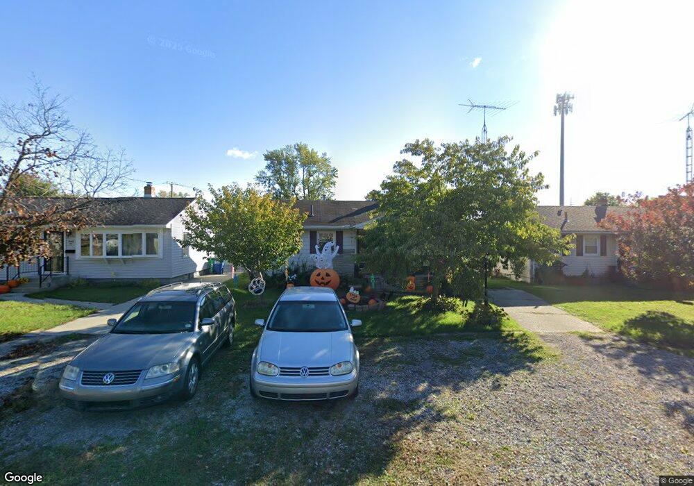 5038 Trimble Rd, Toledo, OH 43613 - photo 1