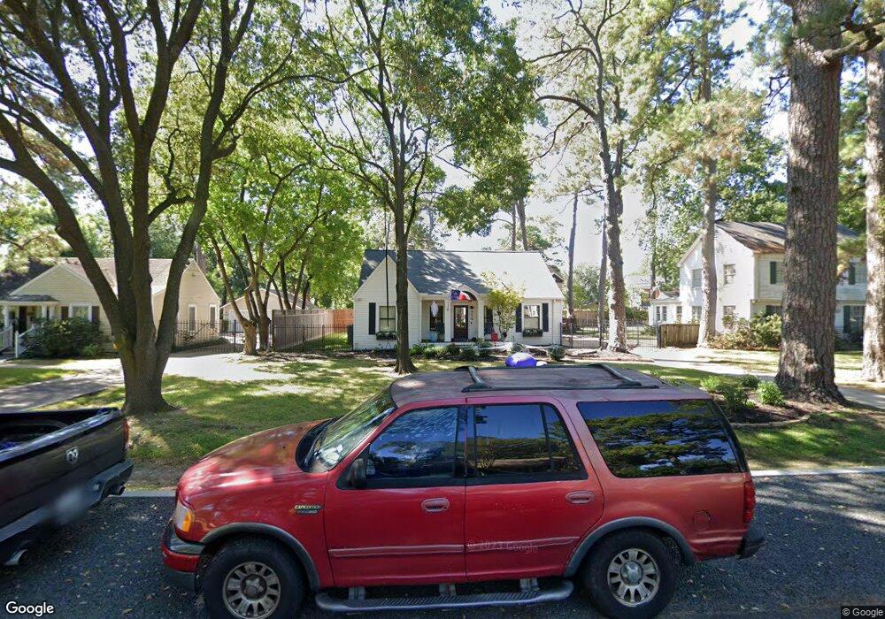 319 W 33rd St, Houston, TX 77018 - photo 1