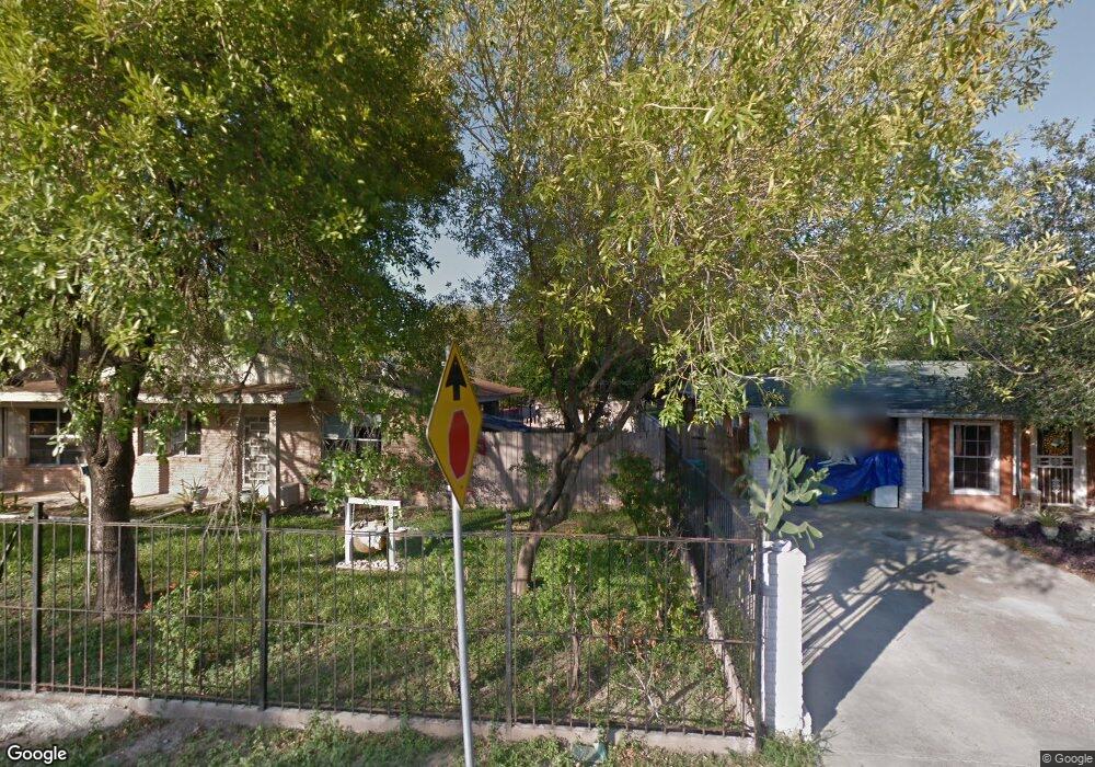 706 E Eller Ave, Pharr, TX 78577 - photo 1