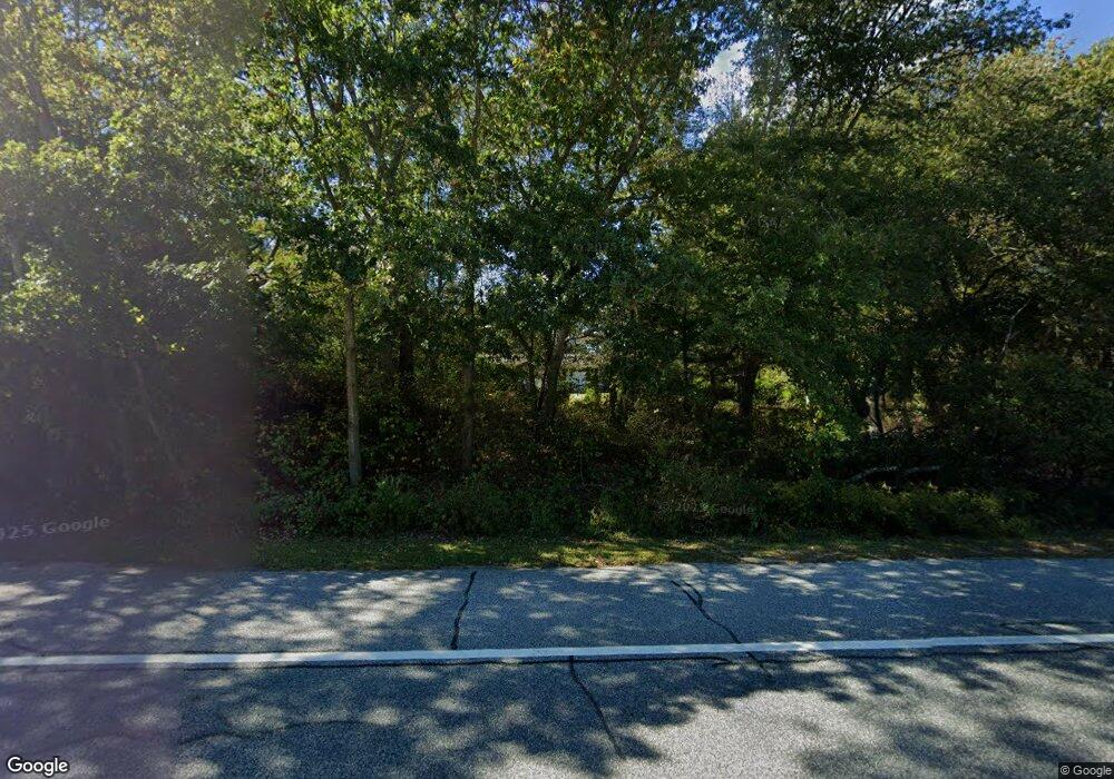 1543 Comd Oliver Hazard Perry Hwy, Wakefield, RI 02879 - photo 1