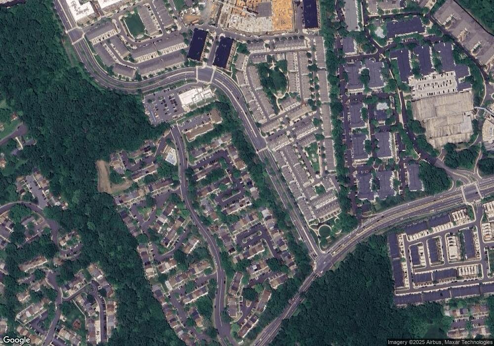 3044 Hickory Grove Ct, Fairfax, VA 22031 - photo 1