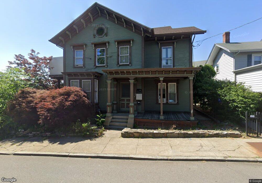 25 Main St, Pawtucket, RI 02860 - photo 1