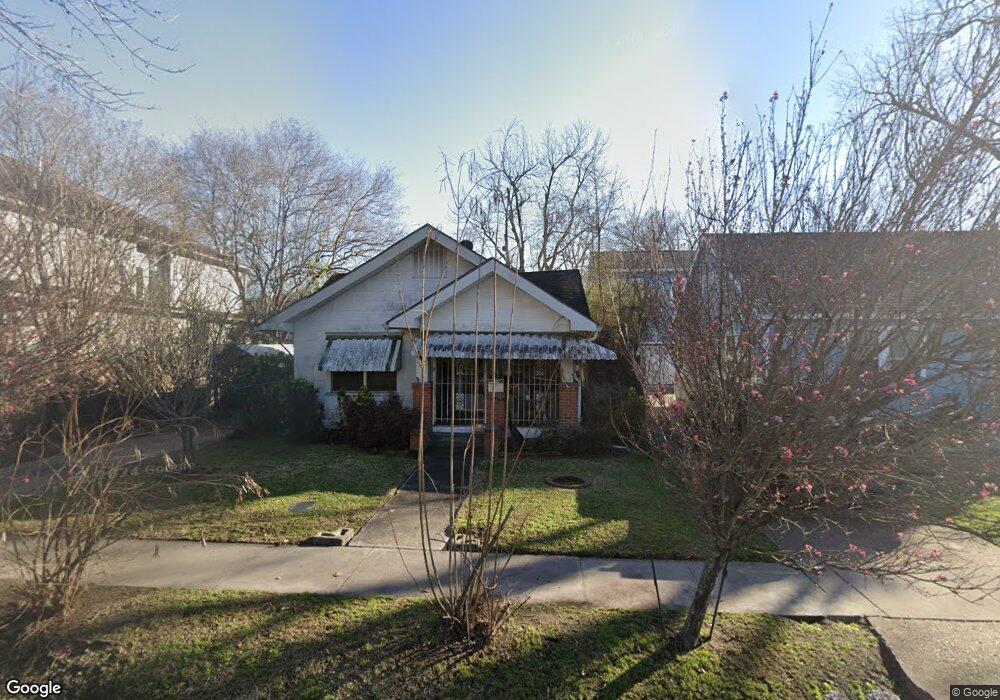 114 E 25th St, Houston, TX 77008 - photo 1