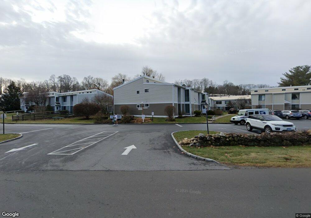 27 Olcott Way, Ridgefield, CT 06877 - photo 1