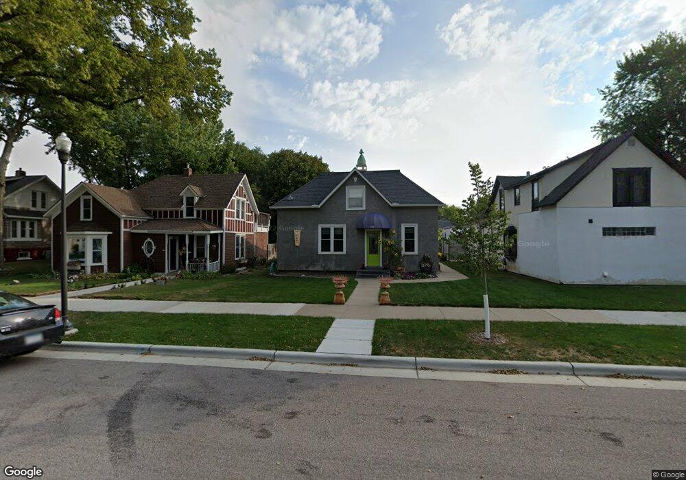 708 N Jefferson St, New Ulm, MN 56073 - photo 1