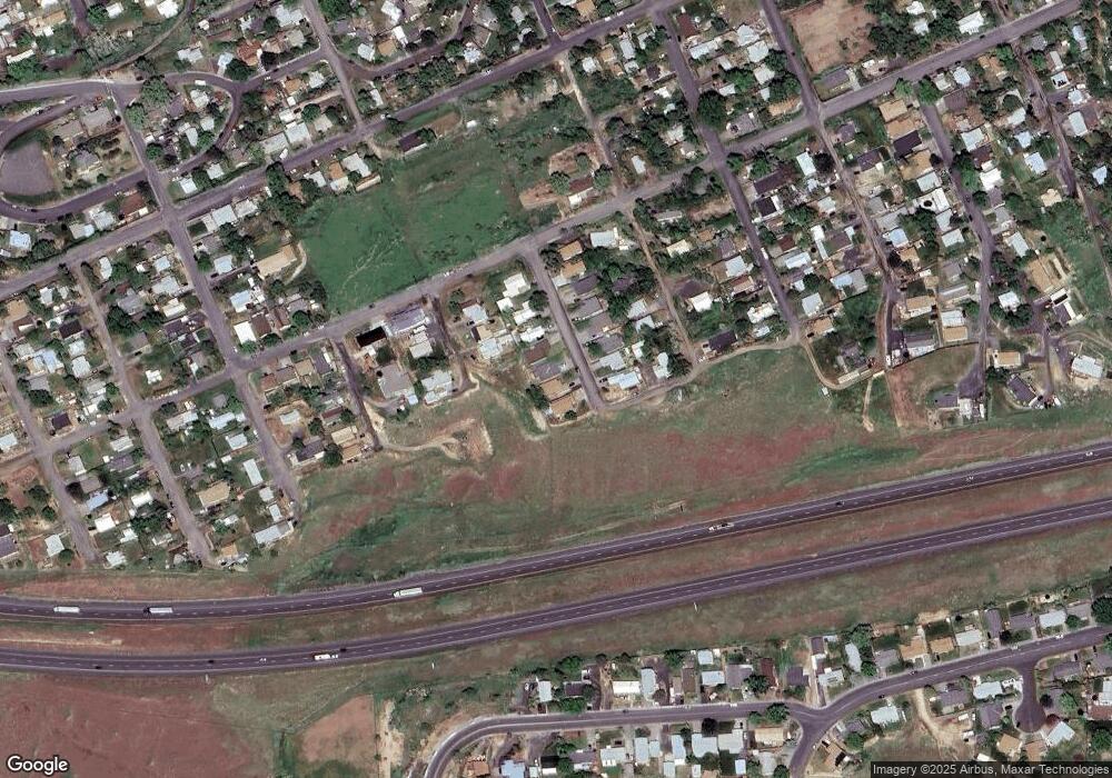 825 SW 10th St, Pendleton, OR 97801 - photo 1