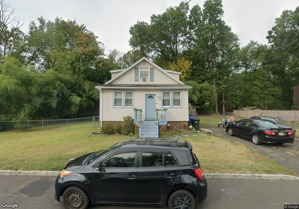 77 Longfellow Ave, Piscataway, NJ 08854 - photo 1