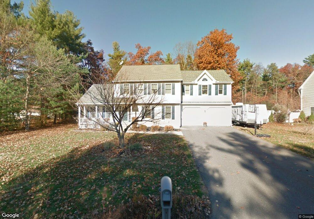 1 Camelot Ln, Easthampton, MA 01027 - photo 1
