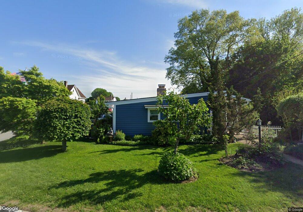116 Wayland Ave, Cranston, RI 02920 - photo 1