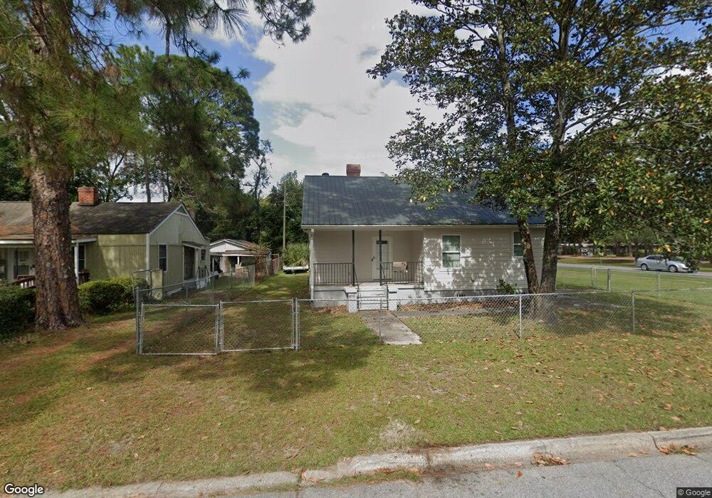 402 S Baldwin Cir, Savannah, GA 31405 - photo 1