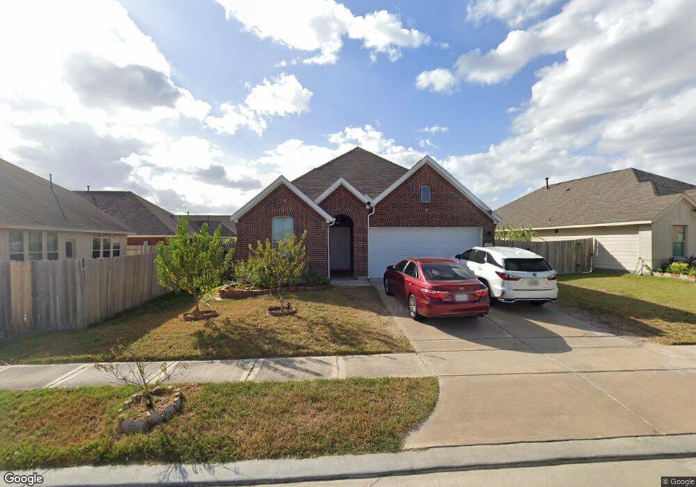 12611 Broussard Brook Ln, Houston, TX 77086 - photo 1