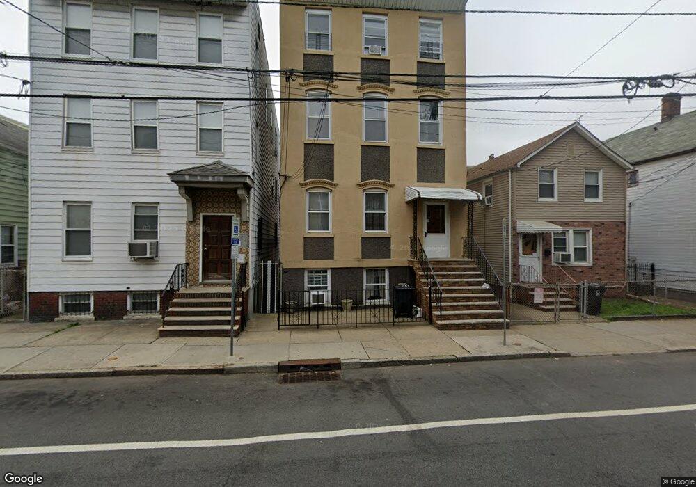 174 Walnut St, Newark, NJ 07105 - photo 1