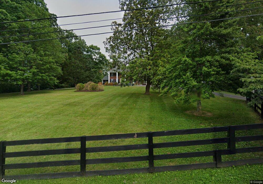 204 Dykeman Rd, Dickson, TN 37055 - photo 1