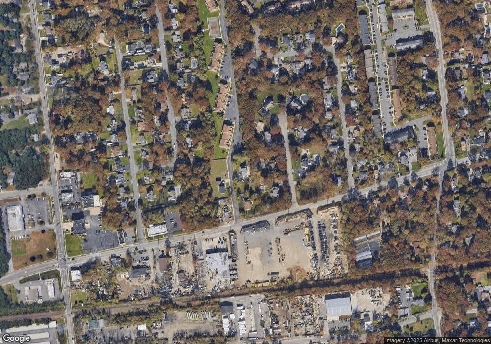 97 Gazebo Ln, Holtsville, NY 11742 - photo 1