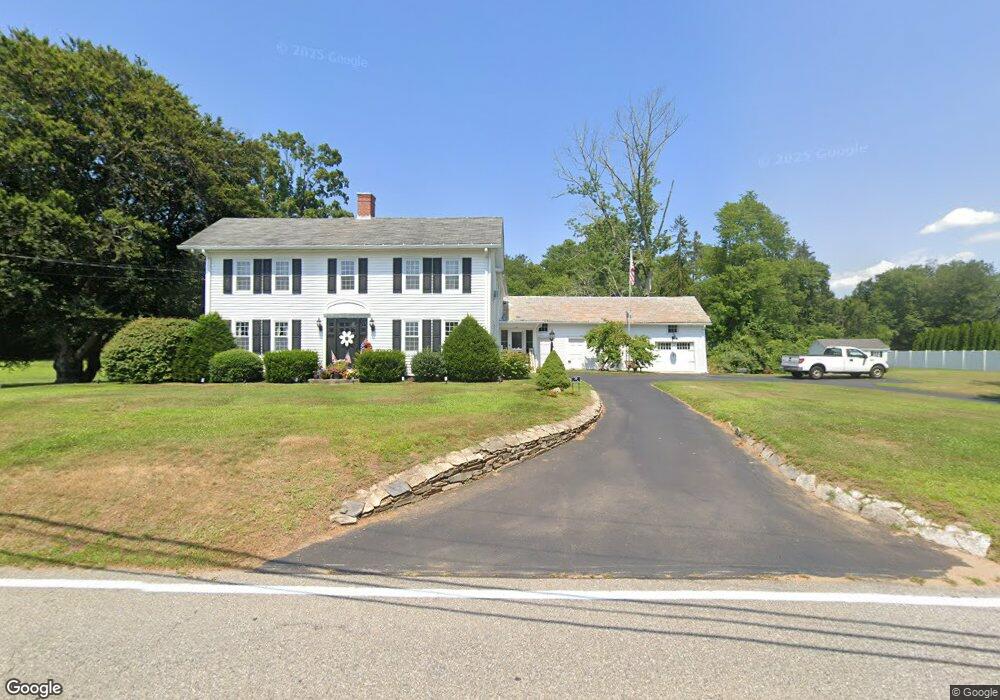 719 Quinebaug Rd, North Grosvenordale, CT 06255 - photo 1