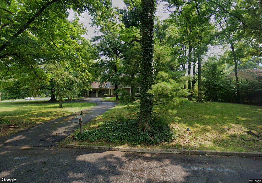 569 Riverside Dr, Princeton, NJ 08540 - photo 1