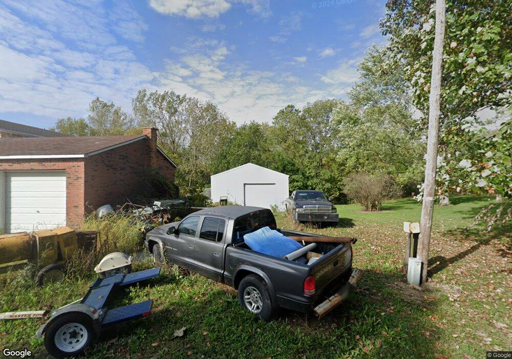 104 N Maggie St, Montpelier, IN 47359 - photo 1