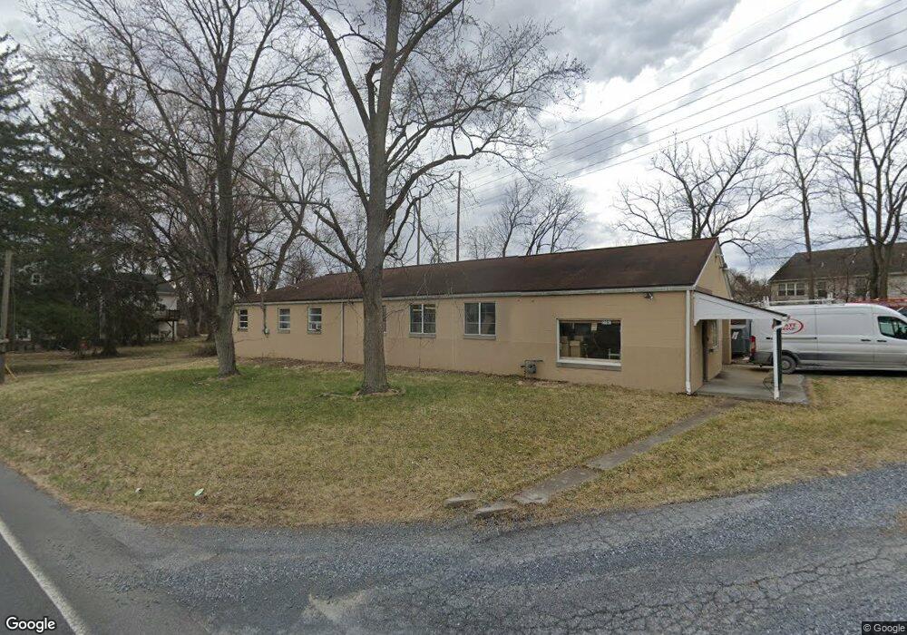 2850 Leiszs Bridge Rd, Reading, PA 19605 - photo 1