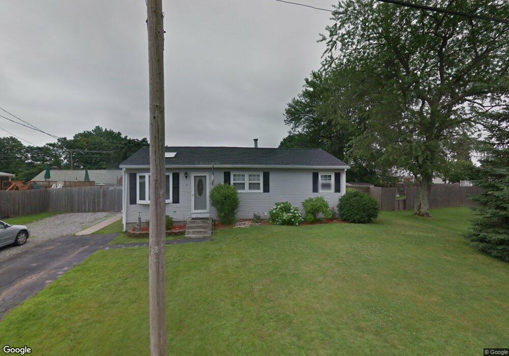 8 Grand View Ave, Johnston, RI 02919 - photo 1