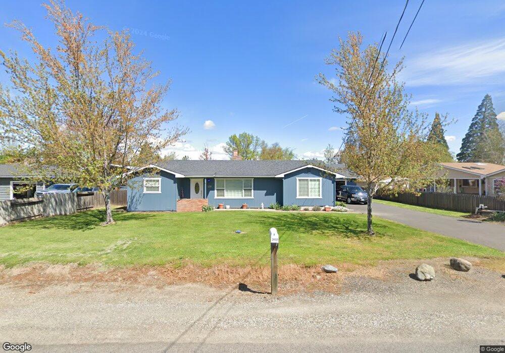 2450 Robin Ln, Central Point, OR 97502 - photo 1