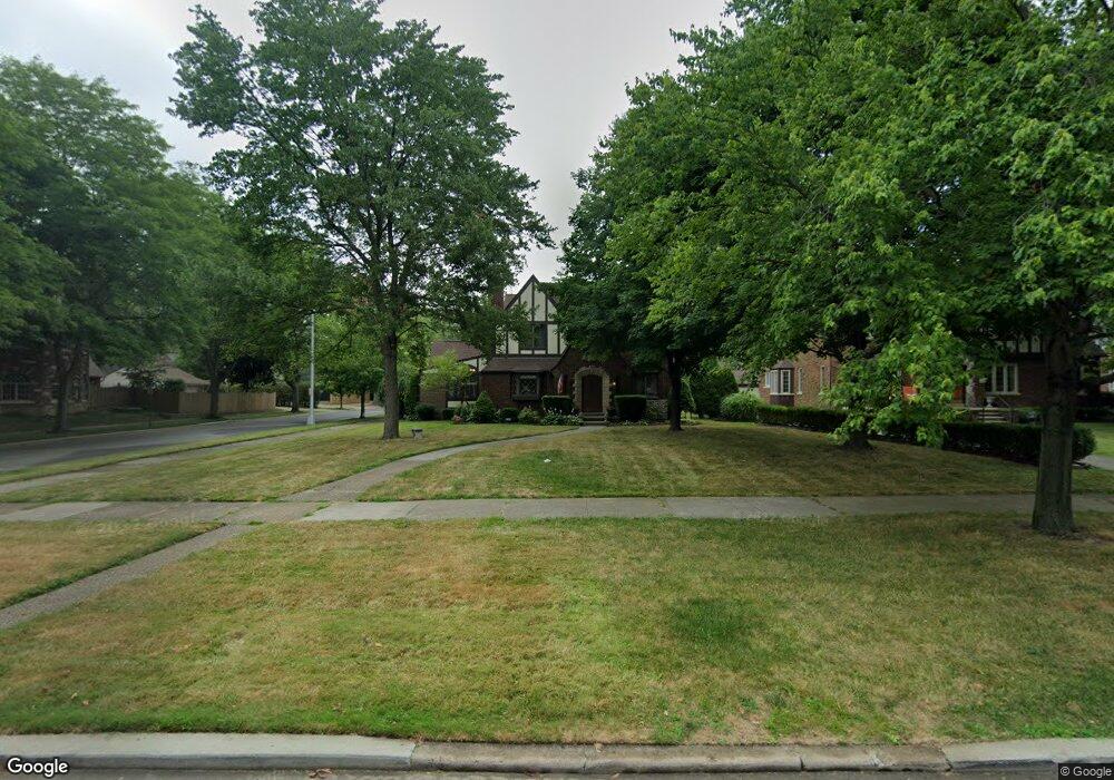 1268 Balfour St, Grosse Pointe Park, MI 48230 - photo 1