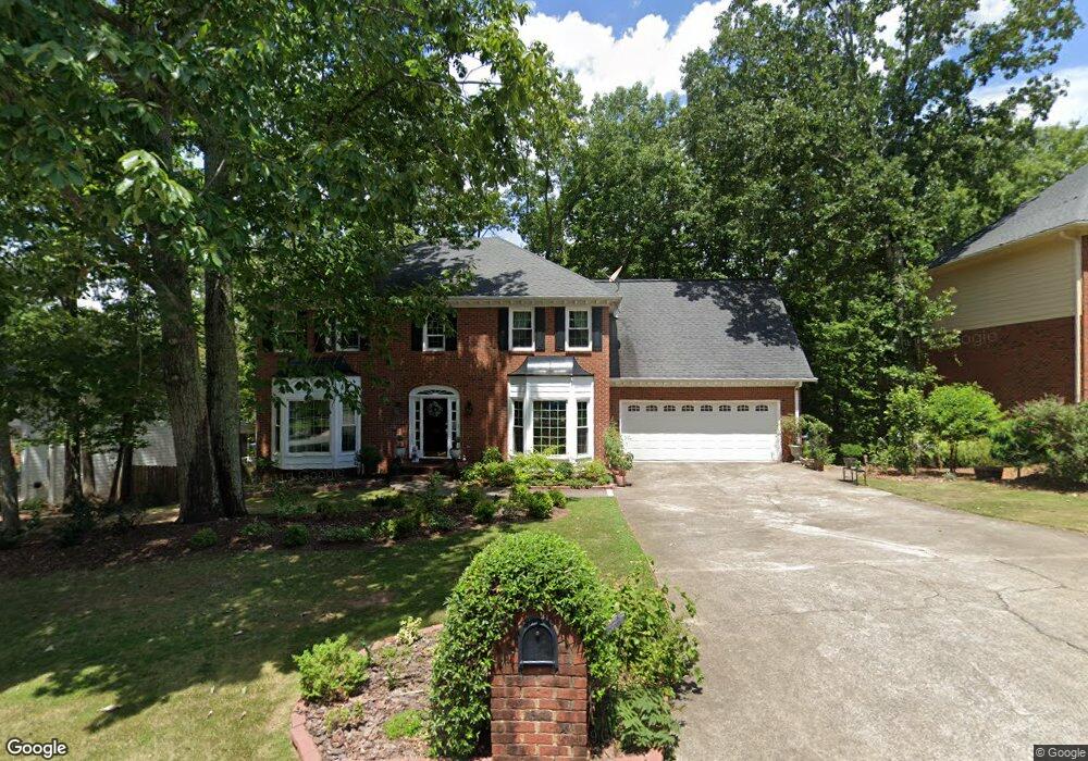 320 S Satinwood Place, Roswell, GA 30076 - photo 1