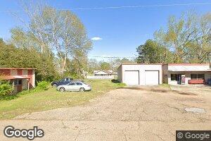 604 Franklin St, Newhebron, MS 39140