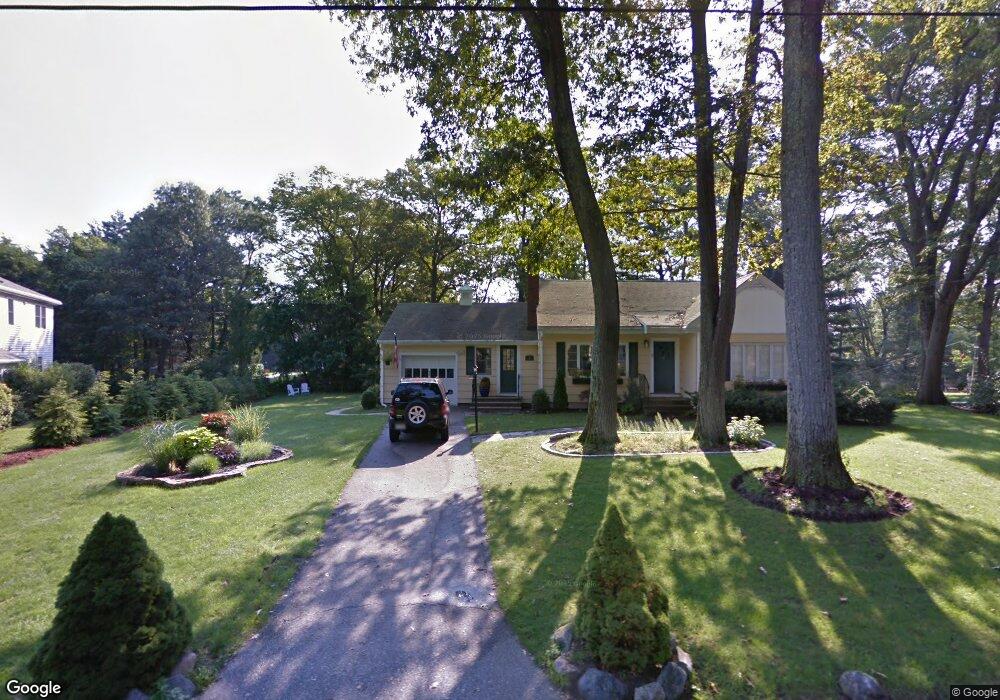 5 Benjamin Rd, Lexington, MA 02421 - photo 1