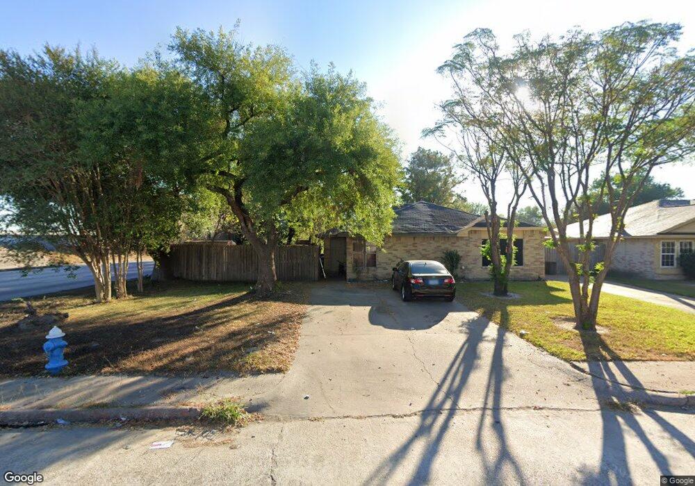 11024 Crinkleawn Dr, Houston, TX 77086 - photo 1