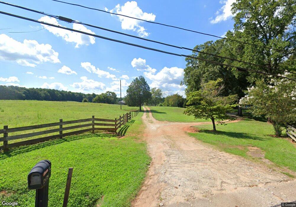 6062 Jefferson Rd, Commerce, GA 30529 - photo 1