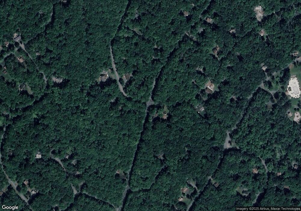 8 Cottonwood Dr, Hawley, PA 18428 - photo 1