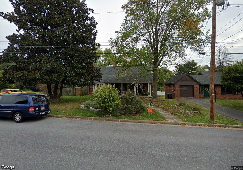 560 Ohio Ave, Harrisonburg, VA 22801 - photo 1