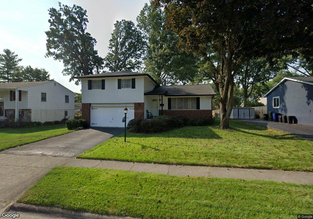 1301 Bosworth Square N, Columbus, OH 43229 - photo 1