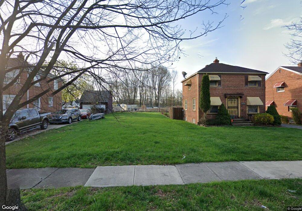 5479 Dalewood Ave, Maple Heights, OH 44137 - photo 1