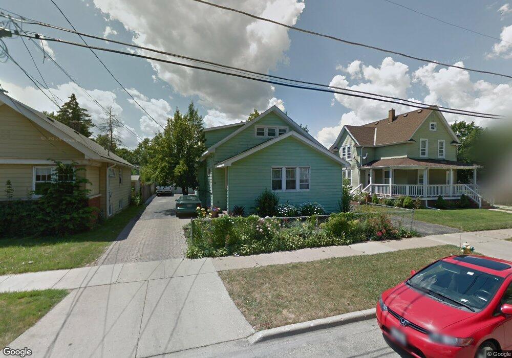 32 N Chapel St, Waukegan, IL 60085 - photo 1