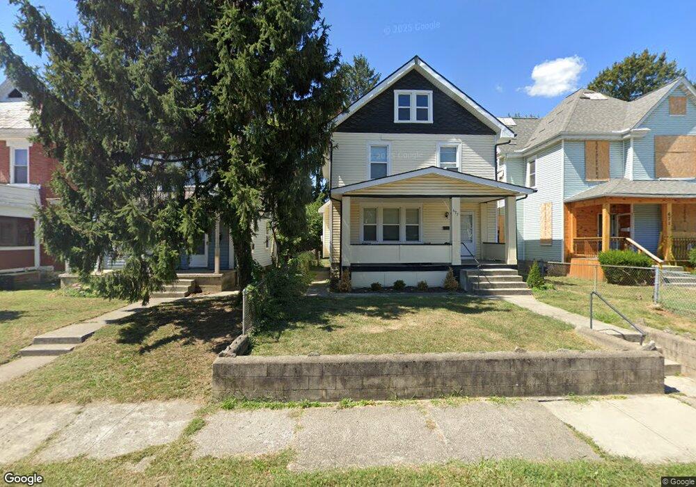 677 Carpenter St, Columbus, OH 43205 - photo 1