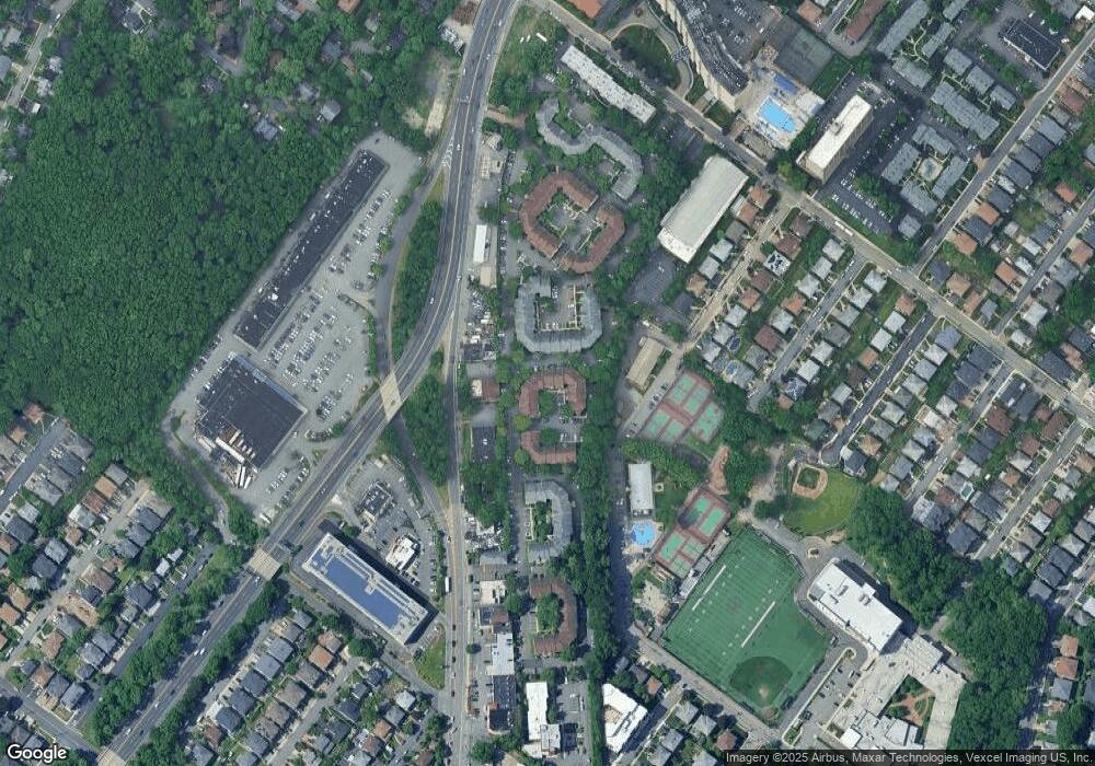 761 Charles Ct, Fort Lee, NJ 07024 - photo 1