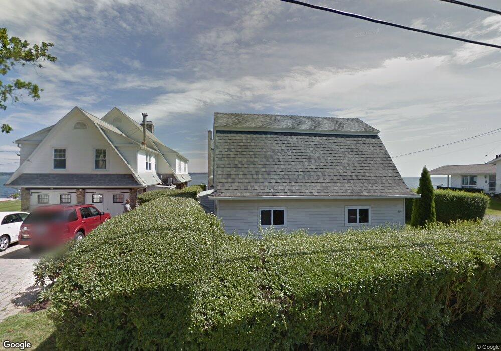 64 E Shore Dr, Niantic, CT 06357 - photo 1