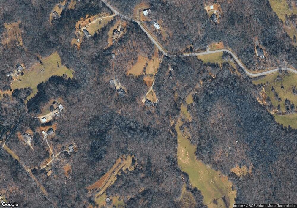 894 Creasy Patch Rd, Cornelia, GA 30531 - photo 1