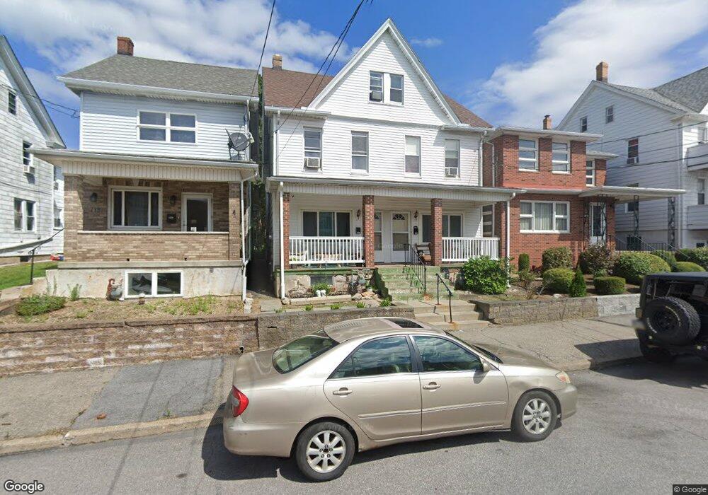 709 N Vine St, Hazleton, PA 18201 - photo 1