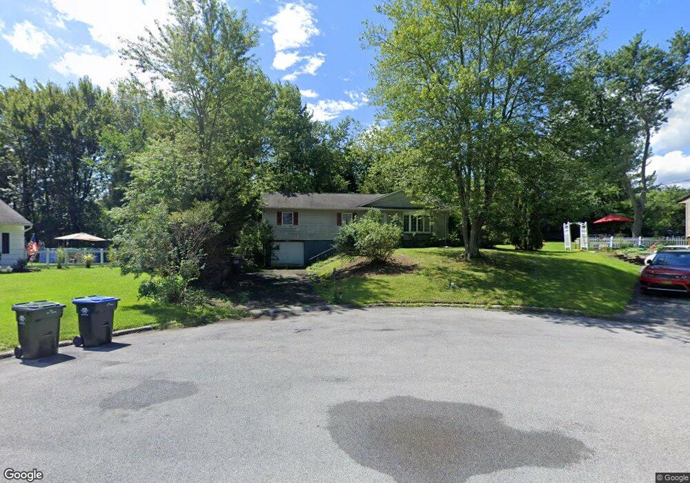 6 Dutchess Ct, Newburgh, NY 12550 - photo 1