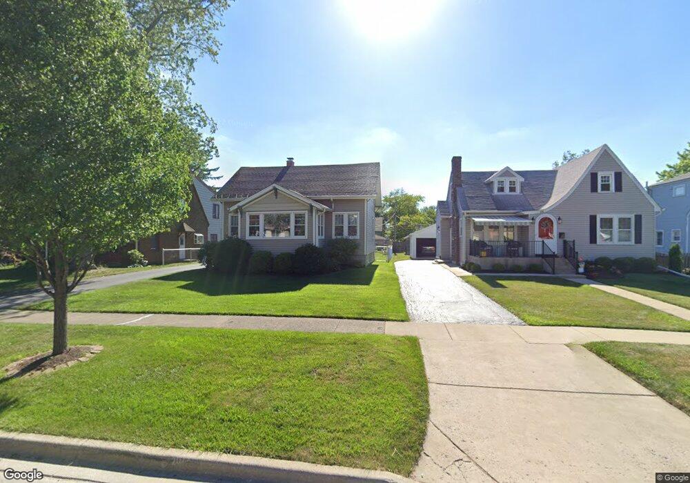312 N Walnut St, Elmhurst, IL 60126 - photo 1