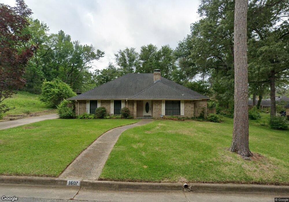 1607 Devonshire Dr, Tyler, TX 75703 - photo 1