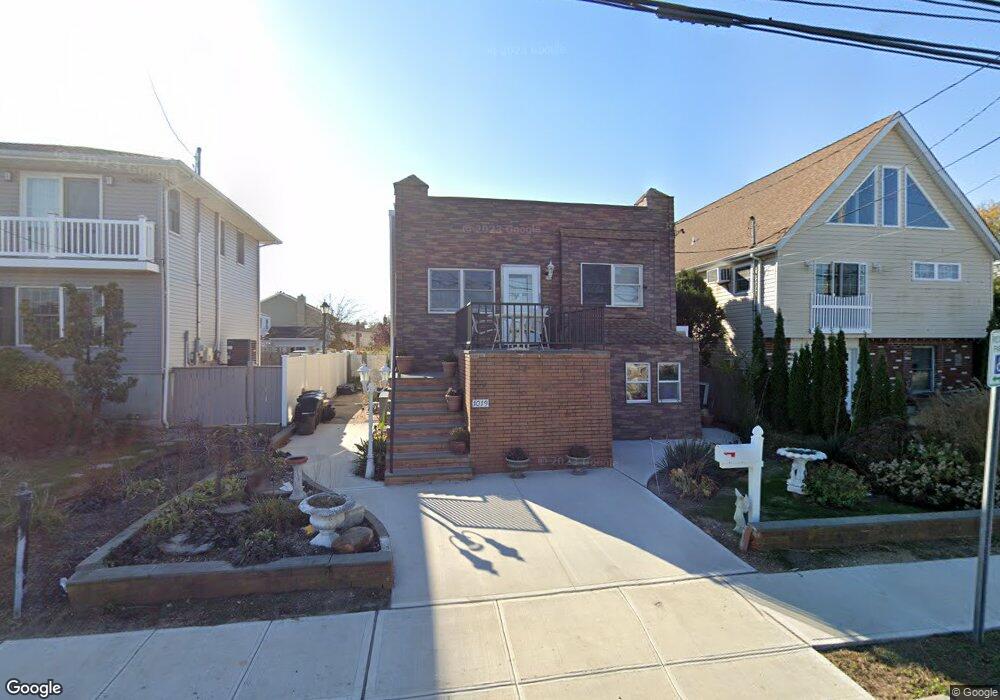 1019 California Place S, Island Park, NY 11558 - photo 1