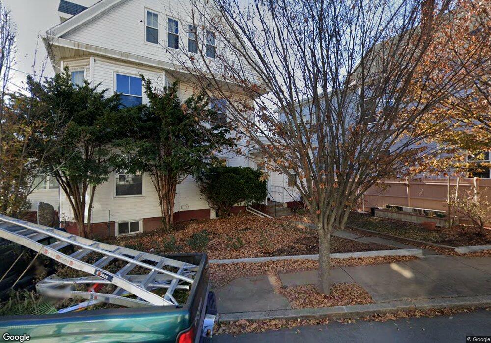 44 Summer St unit 2R, Somerville, MA 02143 - photo 1