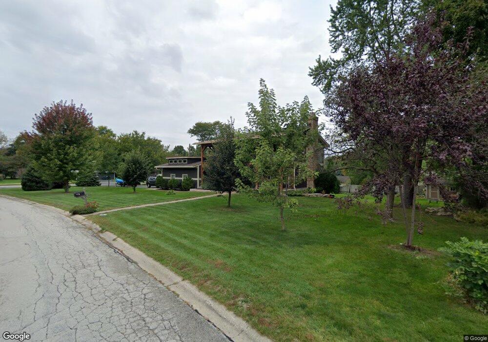 1301 Violet Ln, Batavia, IL 60510 - photo 1