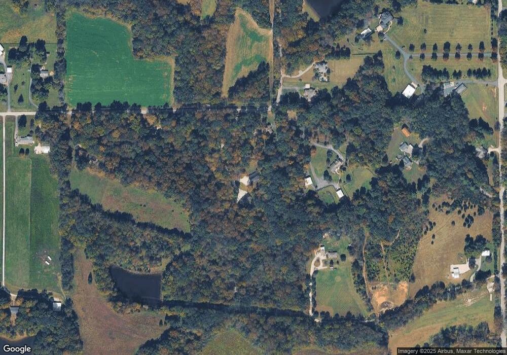 7407 Jersey Park Rd, Floyds Knobs, IN 47119 - photo 1