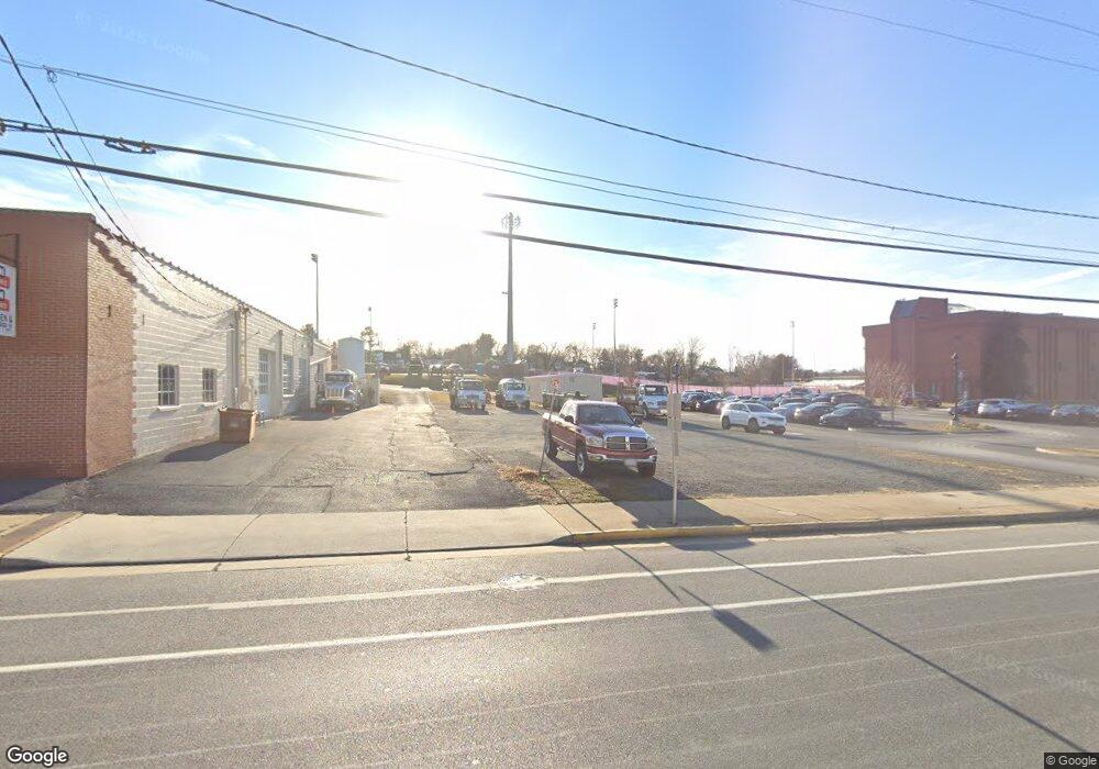 1030 W Main St, Waynesboro, VA 22980 - photo 1