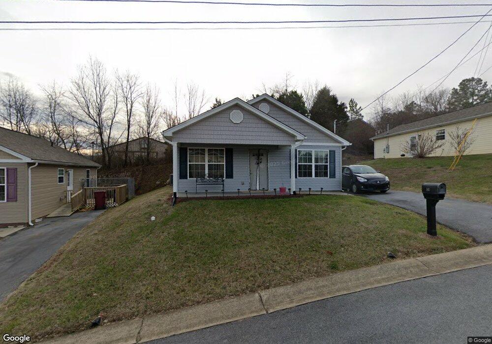 141 Monarch Ct, Johnson City, TN 37601 - photo 1