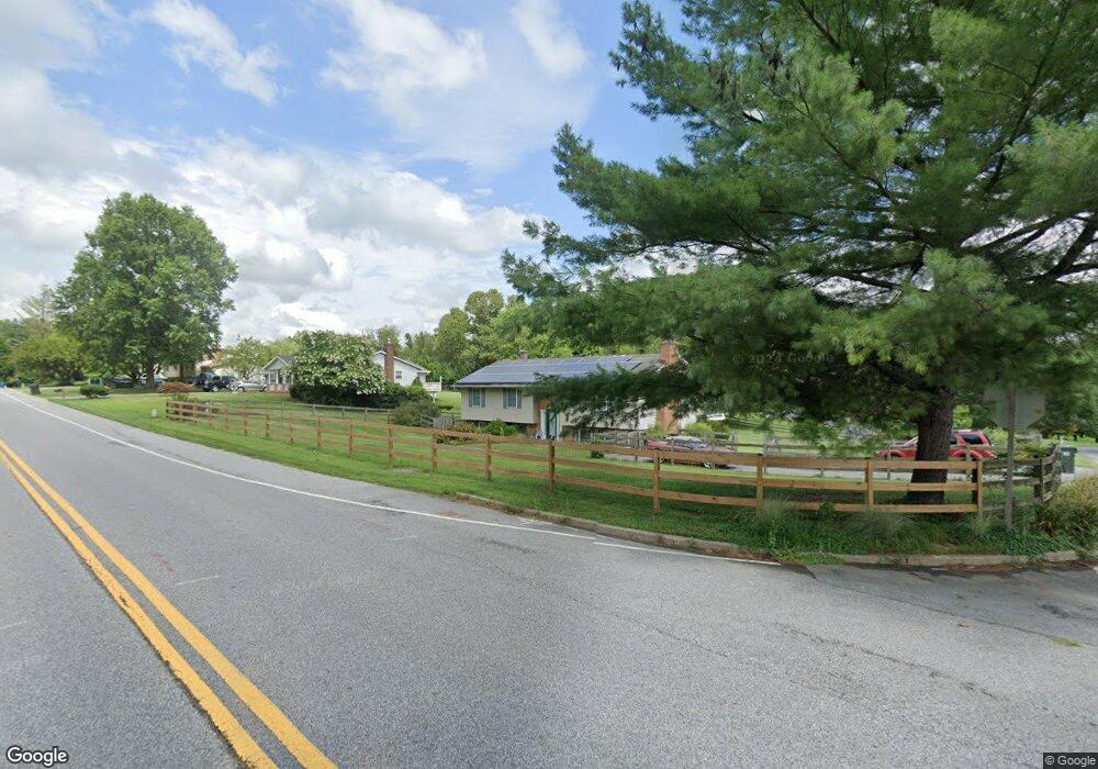 598 Noland Dr, Sykesville, MD 21784 - photo 1